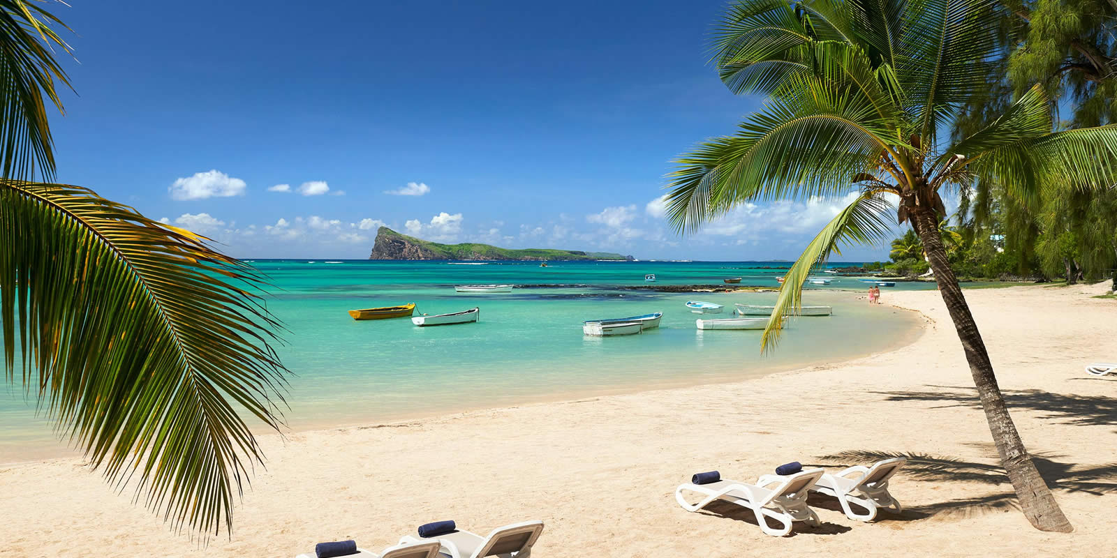 Plus Coin De Mire Attitude Mauritius 1600 x 800 01 - jpeg